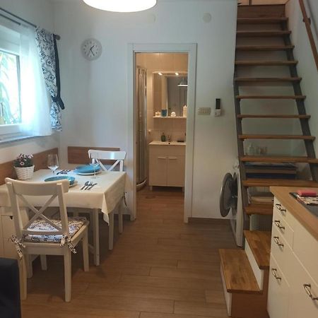 Apartma Baui Capodistria Esterno foto